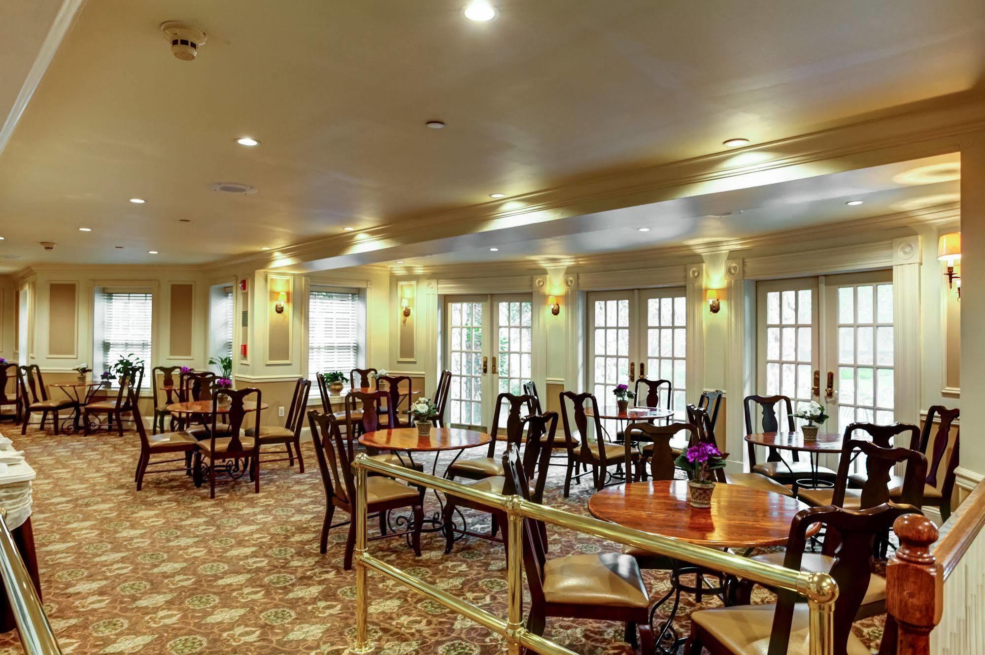 The Olde Mill Inn Basking Ridge Exteriér fotografie