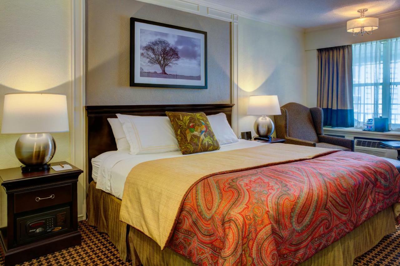The Olde Mill Inn Basking Ridge Exteriér fotografie